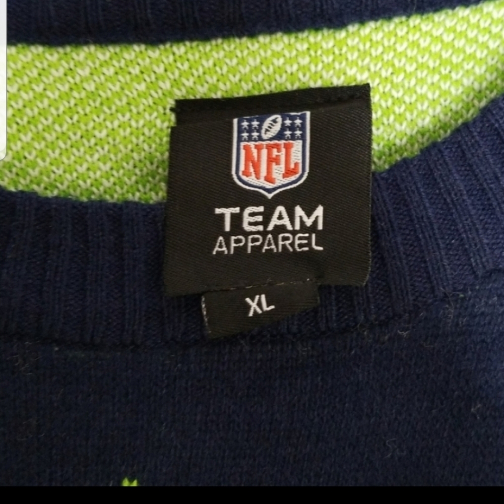 NFL APPAREL SEATTLE SEAHAWKS CHRISTMAS SWEATER - Picture 3 of 7